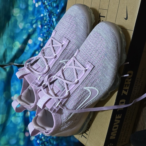Nike Air VaporMax Women 9.5 Lavender - Picture 2 of 7